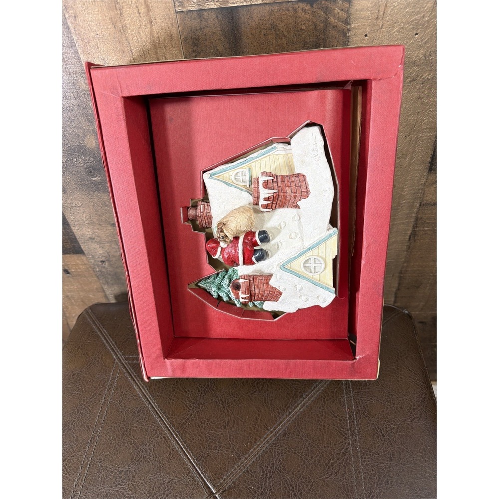 Santa Roof Top Michaels Ltd Classic Memories 3D Sculptured Plaque 1995 Vtg Read - Picture 8 of 15